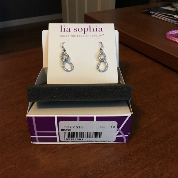 Lia Sophia Jewelry - Lia Sophia, Bravo Earrings, New in Box